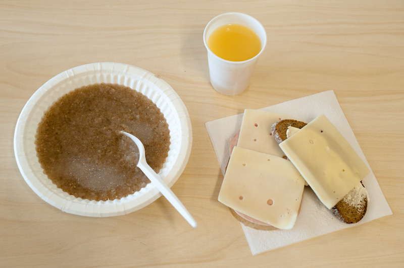 Ensimm&auml;inen festivaaliaamiainen