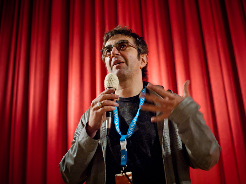 Atom Egoyan esitteli elokuvansa Exotica