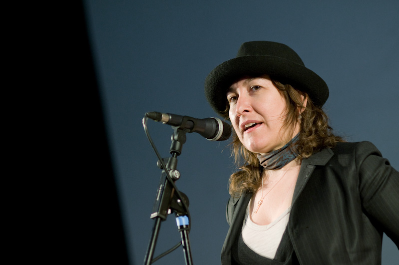 Athina Rachel Tsangari kertomassa Attenberg-elokuvastaan