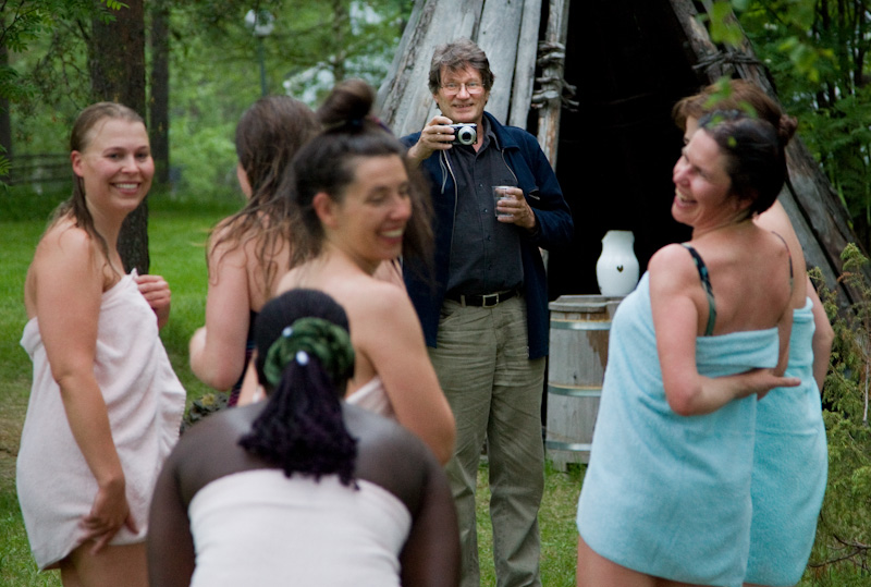 Harvinainen n&auml;ky Yli-Tepsan takapihalla