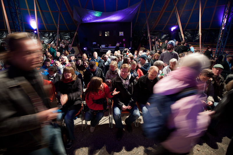 Metropoliksen yleis&ouml;&auml; ennen mykk&auml;esityksen alkua