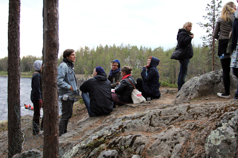 Vapaaehtoisty&ouml;ntekij&ouml;it&auml; Porttikoskella