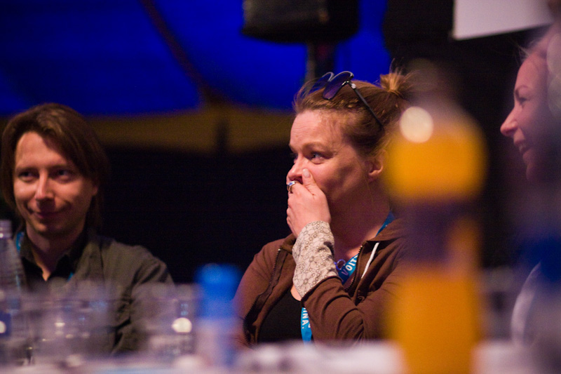 Elina Knihtil&auml;&auml; naurattaa Karukosken kertomus opiskeluaikaisesta elokuvaprojektista