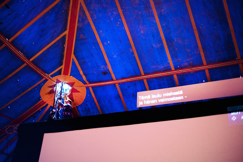 Iso teltta alkaa olla viimeisiä säätöjä vaille valmis