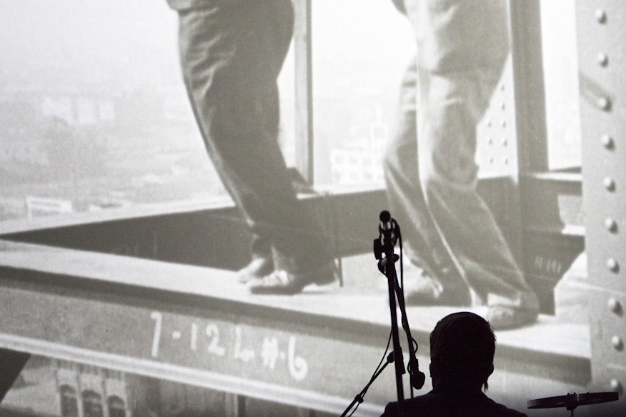 Ohukaisella ja Paksukaisella on jännät paikat mykkäelokuvassa