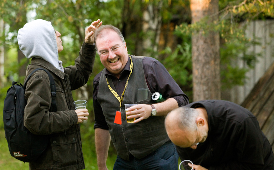 Ahmet Boyacioglu löytää Neil Brandin päästä hyttysen