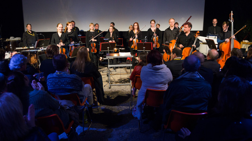 Oulu Sinfonia esittäytyy ennen mykkäelokuvan alkua