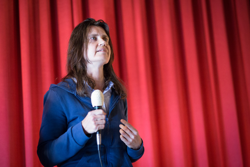 Apeironin ohjaaja Maria Ruotsala