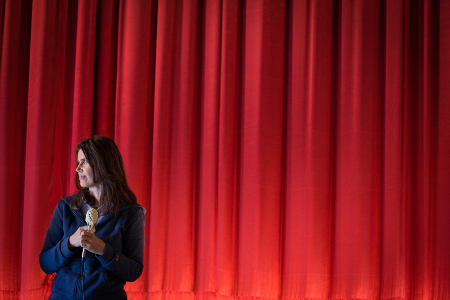 Apeironin ohjaaja Maria Ruotsala