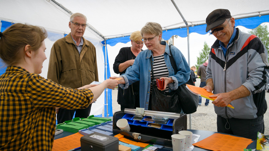 Liput ja laput vaihtavat omistajaa