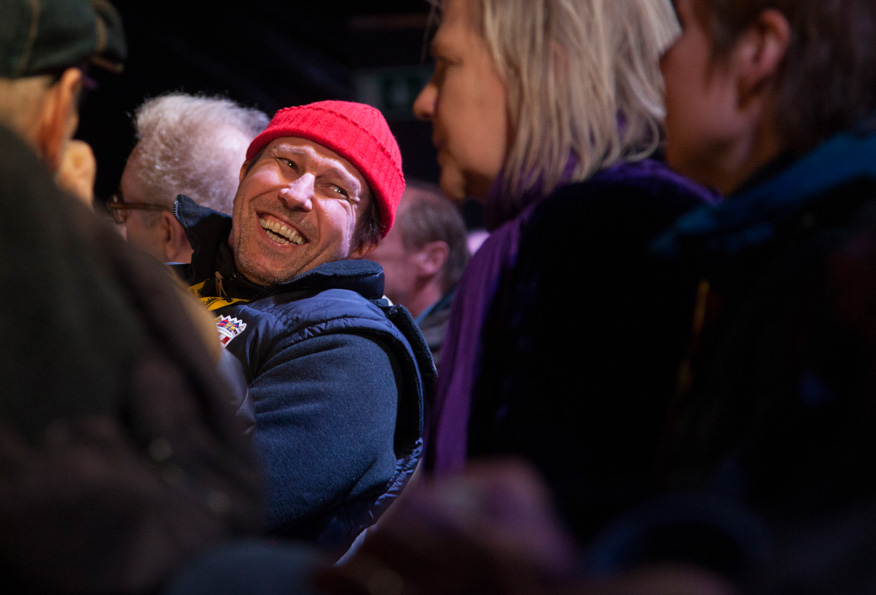 Martti Suosalo mykkäelokuvanäytöksessä