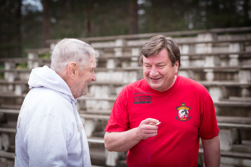 Jukka Virtanen ja Aki Kaurismäki puoliajalla