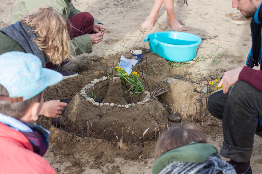 Linnamme komeilee auringossa